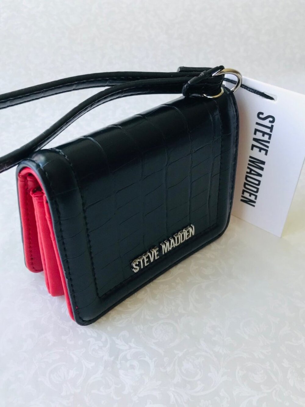Steve Madden Wristlet Wallet Card Case ,Coin & Bills pocket  4.2" X 3.5"